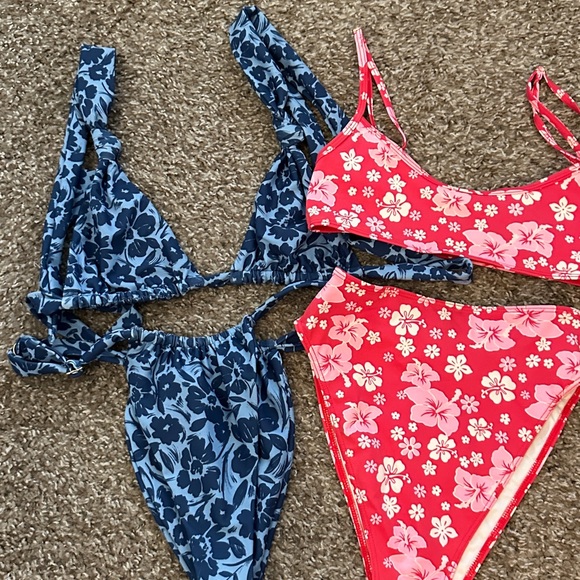 Frankie’s Bikinis red hawaiian flower suit - Picture 1 of 4